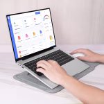 HOCO GT5 - Sacoche d'ordinateur multi-fonction de la série Delight avec support (15,6 pouces) marron - support intégré avec intérieur en microfibre – Image 4