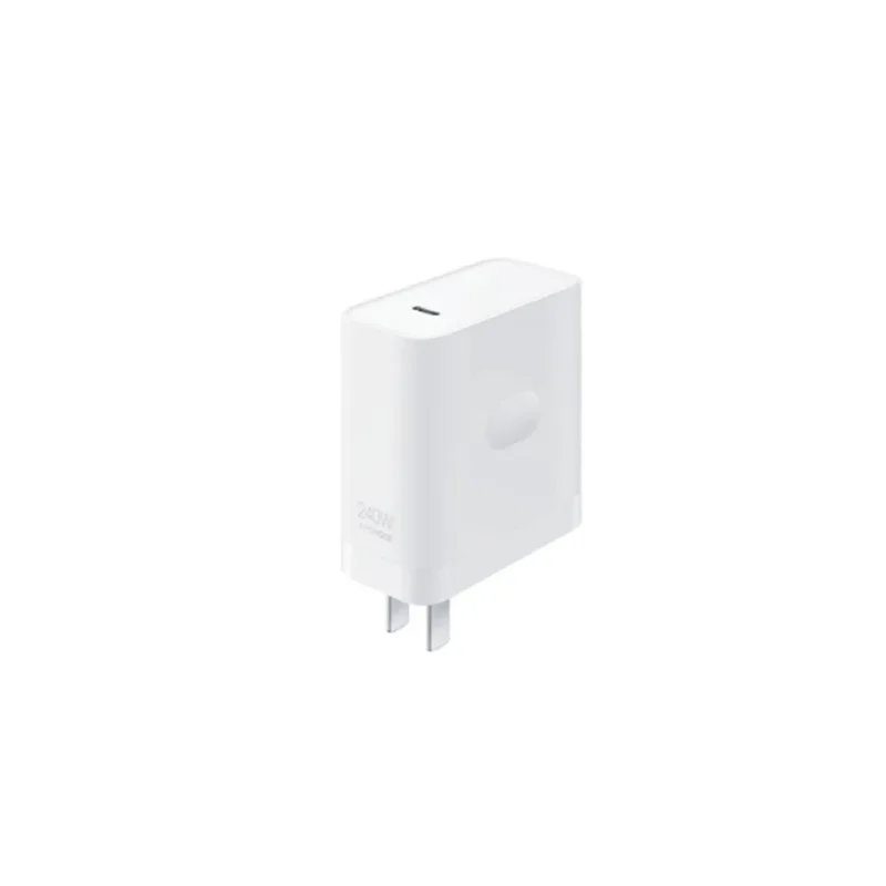 Chargeur Realme 240W (4) adaptateur secteur Realme 240W original blanc, technologie GaN charge ultra rapide.
